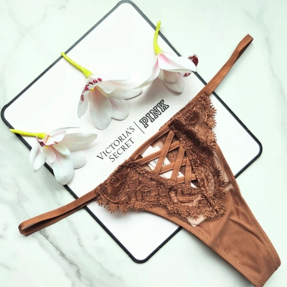 2/$40 NWT Dream Angels Boho Floral Embroidery StrapThong Panty Victoria's Secret - Picture 2 of 3